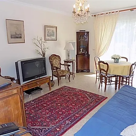 Apartment Au Coeur De Saint Palais 3 *